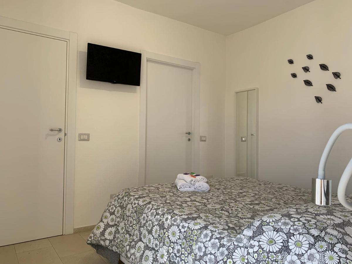 B&B Somiar San Teodoro  Exteriér fotografie