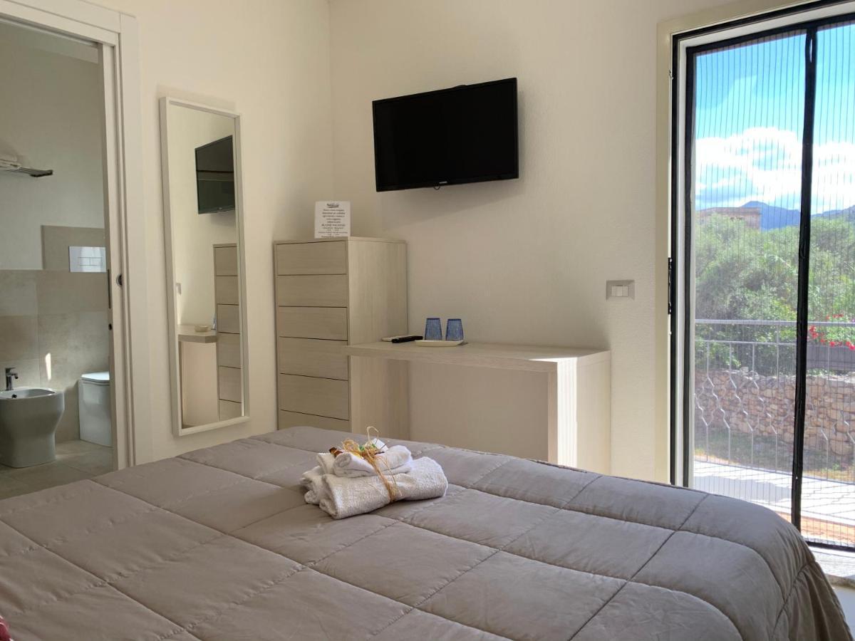 B&B Somiar San Teodoro  Exteriér fotografie