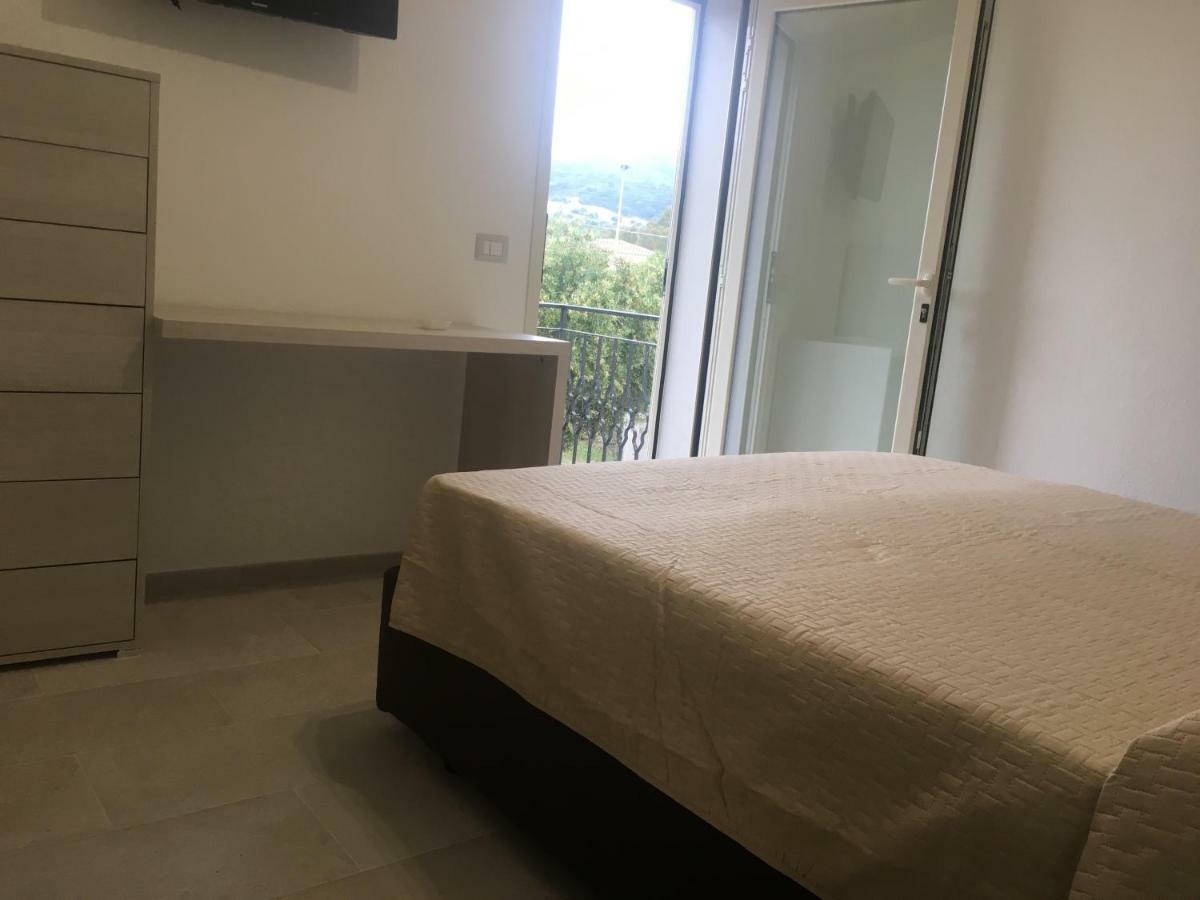B&B Somiar San Teodoro  Exteriér fotografie